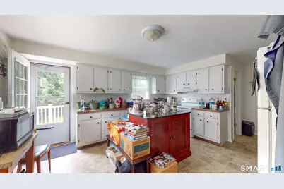 42 Kondracki Lane, Wallingford, CT 06492 - Photo 5