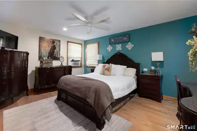 306 Wintergreen Avenue, Hamden, CT 06514 - Photo 13