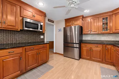 306 Wintergreen Avenue, Hamden, CT 06514 - Photo 3