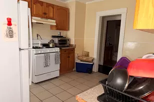 438 Hollister Ave, Bridgeport, CT 06607 - Photo 5