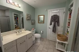38 Hope St, East Lyme, CT 06357 - Photo 21
