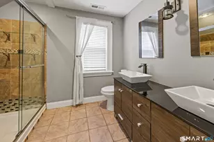 27 Seminole Ave, Waterbury, CT 06705 - Photo 21