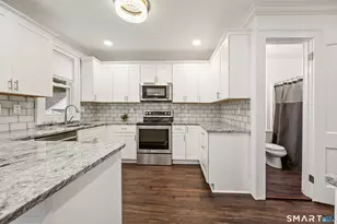 27 Seminole Ave, Waterbury, CT 06705 - Photo 5