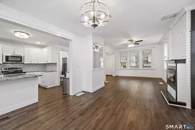 27 Seminole Avenue, Waterbury, CT 06705 - Photo 9