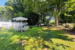 9 Providence St, Putnam, CT 06260 - Photo 7