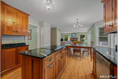 103 Woodhenge Drive, Tolland, CT 06084 - Photo 5