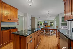 103 Woodhenge Dr, Tolland, CT 06084 - Photo 5