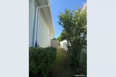 20 Summit Avenue, Shelton, CT 06484 - Photo 23
