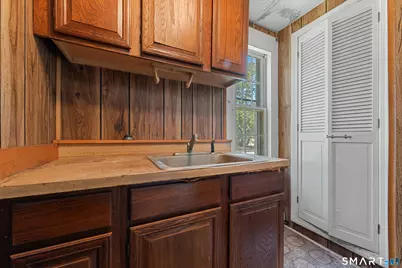 205 Lombard Street, New Haven, CT 06513 - Photo 15