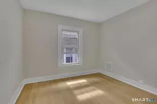 97 Goodyear St, New Haven, CT 06511 - Photo 9