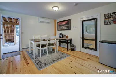 81 Old Coach Highway, Hamden, CT 06518 - Photo 29