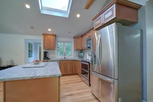 81 Old Coach Hwy, Hamden, CT 06518 - Photo 9