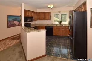 301 Sandstone Dr, South Windsor, CT 06074 - Photo 9