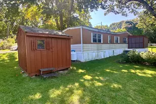 133 West Main St, Clinton, CT 06413 - Photo 27