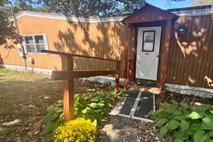 133 West Main St, Clinton, CT 06413 - Photo 1