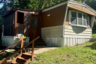 133 West Main St, Clinton, CT 06413 - Photo 5
