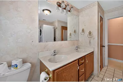 3430 East Main Street, Waterbury, CT 06705 - Photo 13