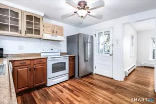 266 Alden St, Fairfield, CT 06824 - Photo 17