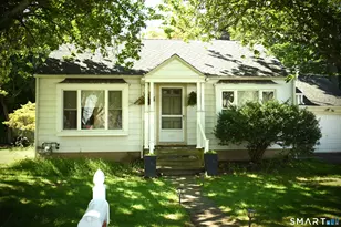 266 Alden St, Fairfield, CT 06824 - Photo 13