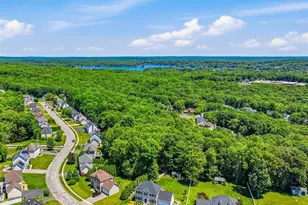 38 Tarragon Dr, East Hampton, CT 06424 - Photo 3