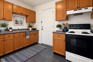 13 Jefferson Ave, New London, CT 06320 - Photo 7