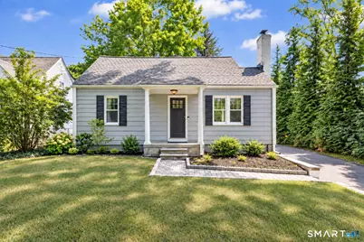2082 Stratfield Road, Fairfield, CT 06825 - Photo 1