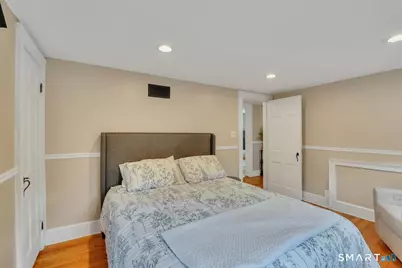 81 Lydale Place, Meriden, CT 06450 - Photo 17