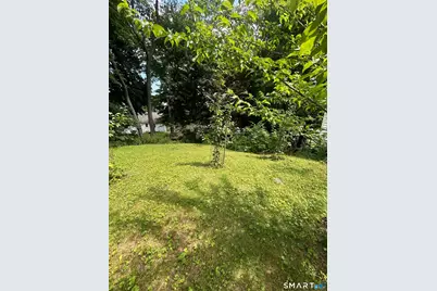 327 North Hoadley Street, Naugatuck, CT 06770 - Photo 21
