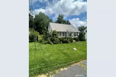 327 North Hoadley Street, Naugatuck, CT 06770 - Photo 3