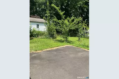 327 North Hoadley Street, Naugatuck, CT 06770 - Photo 19