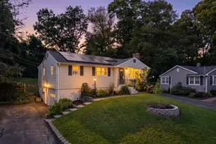 28 Martin Ct, Montville, CT 06382 - Photo 1