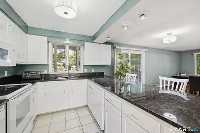125 Lamplighter Drive, Manchester, CT 06040 - Photo 7