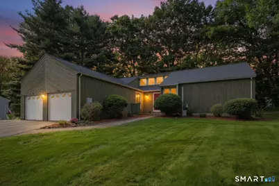 125 Lamplighter Drive, Manchester, CT 06040 - Photo 1