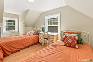 85 Ford St, Hamden, CT 06517 - Photo 25