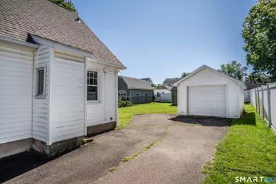 28 Byrd Road, Wethersfield, CT 06109 - Photo 3