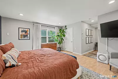 200 Woodridge Drive South, Stamford, CT 06902 - Photo 15