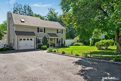 200 Woodridge Drive South, Stamford, CT 06902 - Photo 39