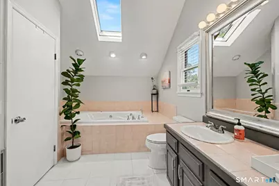 200 Woodridge Drive South, Stamford, CT 06902 - Photo 19