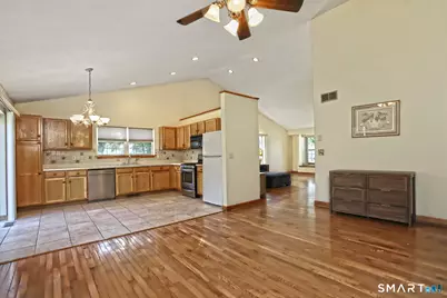 18 Gibson Lane, Middletown, CT 06457 - Photo 11