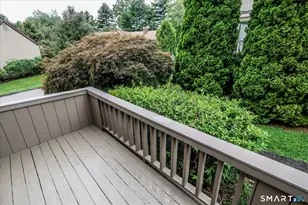 476 Commanche Ln, Stratford, CT 06614 - Photo 13