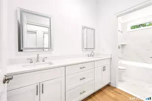30 -1 Lords Meadow Ln, Old Lyme, CT 06371 - Photo 17