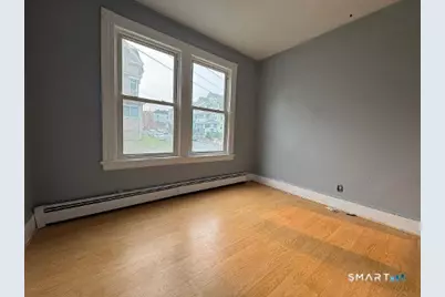 35 Madison Street, Waterbury, CT 06706 - Photo 11