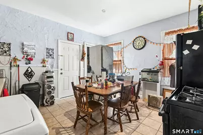 353 Charles Street, Bridgeport, CT 06606 - Photo 21