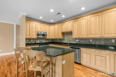 1280 Asylum Avenue #2B, Hartford, CT 06105 - Photo 7