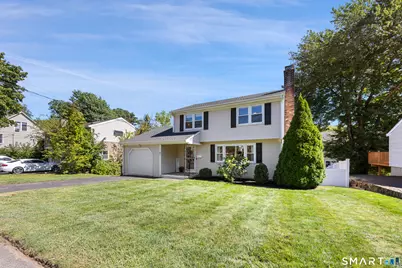 47 Old Stratfield Road, Fairfield, CT 06825 - Photo 1
