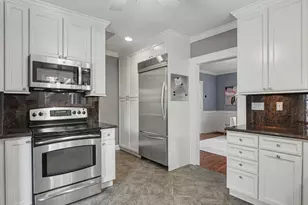 25 Hillandale Ave, Stamford, CT 06902 - Photo 17