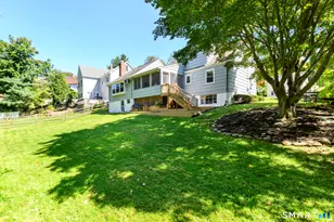 366 Brookside Dr, Fairfield, CT 06824 - Photo 19