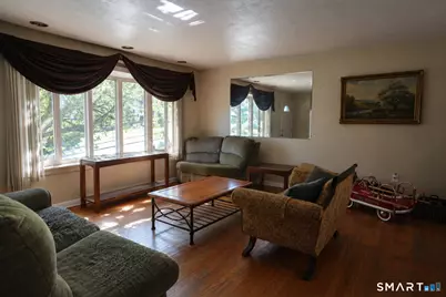 129 Mueller Drive, Hamden, CT 06514 - Photo 7