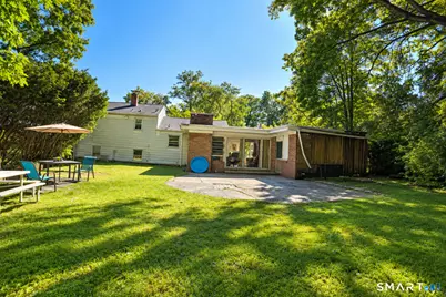 129 Mueller Drive, Hamden, CT 06514 - Photo 13