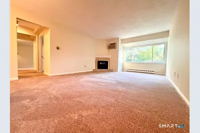 55 Mill Plain Road #32-12, Danbury, CT 06811 - Photo 7